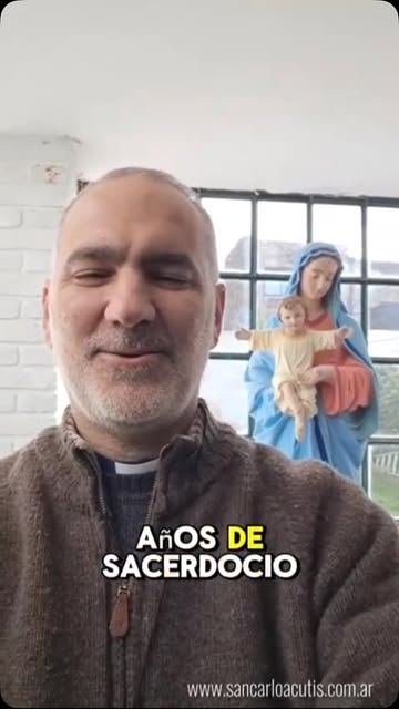 Com alegria recebi essa linda mensagem de Dom Juan Bispo de Chascomus grande devoto do Carlo e muito querido ! Deus o ab