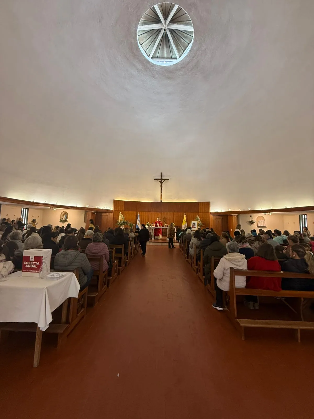 Entronización en Chascomús - Nuestra Señora de Luján